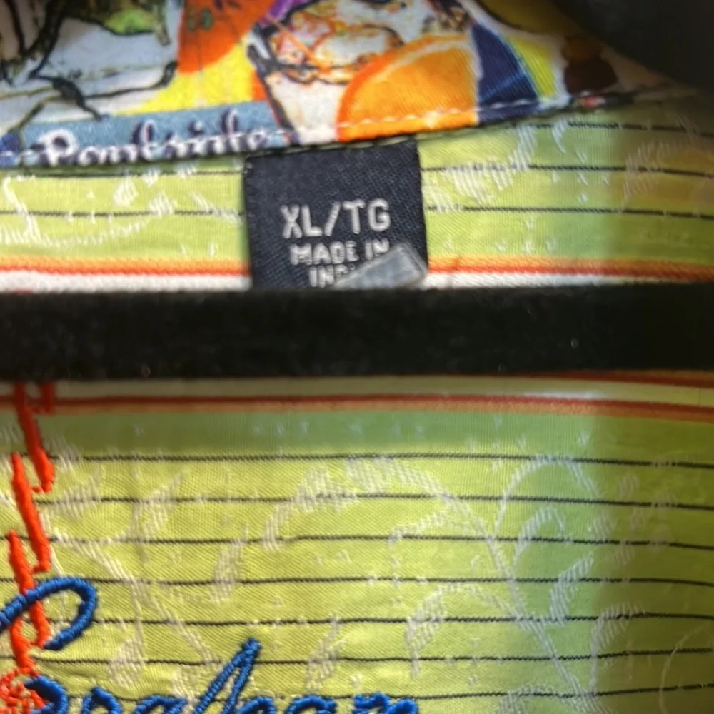 Robert Graham - Picture 2 of 5